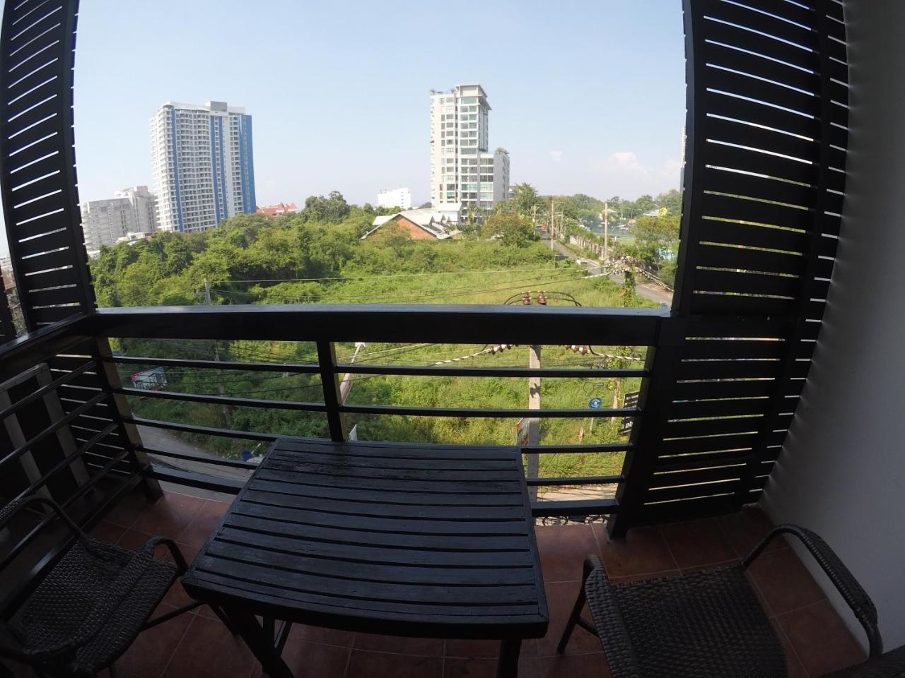 French Connection Hotel Pattaya Chambre photo