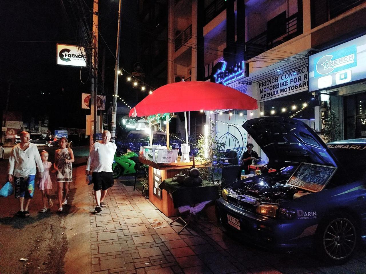 French Connection Hotel Pattaya Extérieur photo