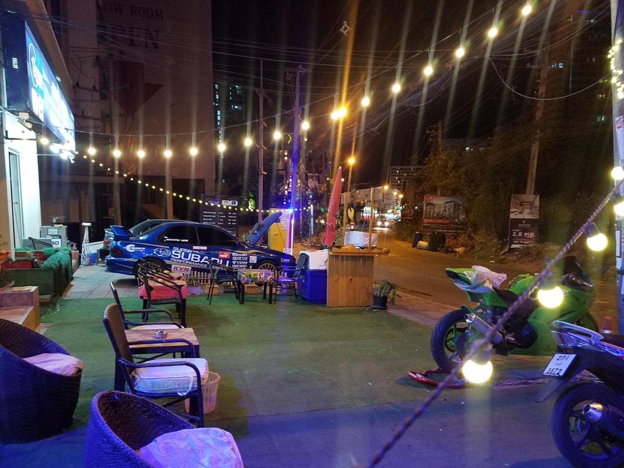 French Connection Hotel Pattaya Extérieur photo